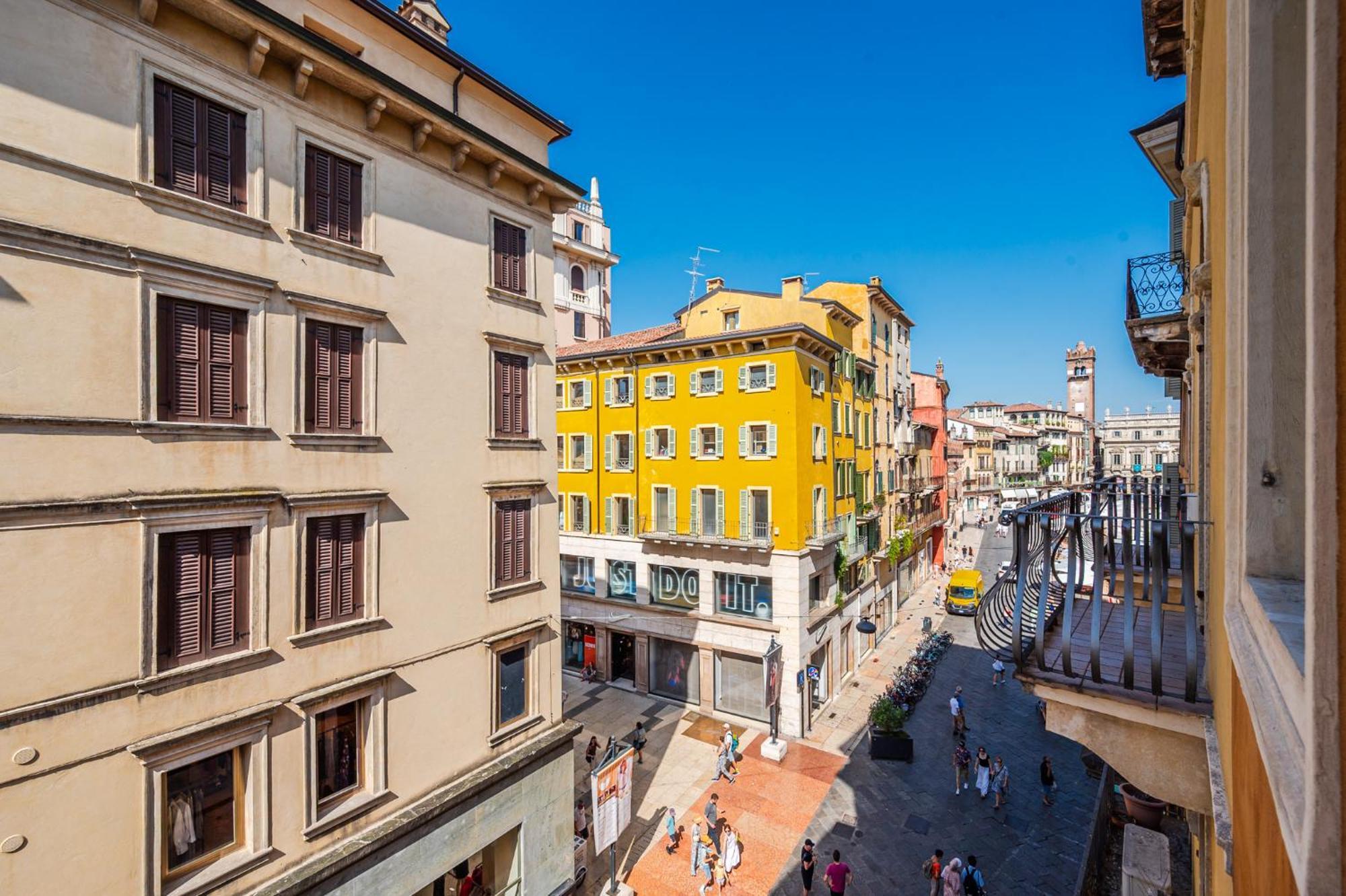 Hoomee Piazza Erbe Apartment Verona Exterior foto